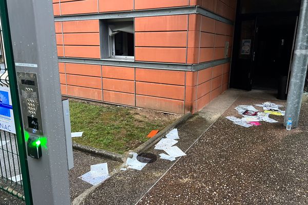 Les locaux de l'Agence régionale de santé dans le quartier de Cantepau à Ali ont été incendiés dans la nuit du 29 au 30 juin dernier.