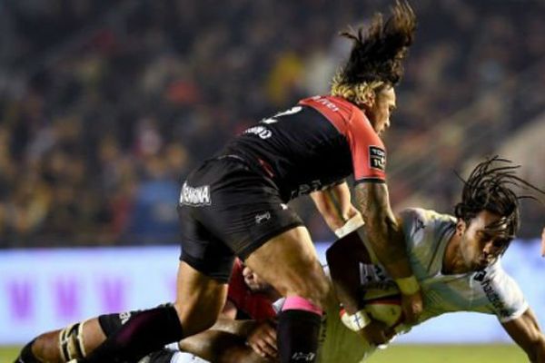 Le Toulonnais Ma'a Nonu a marqué un essai en force, juste avant la pause.