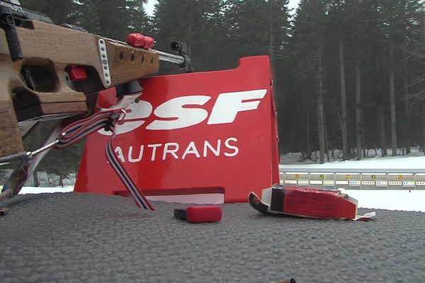 À Autrans, le nouveau stade de biathlon de Gève a été inauguré ce lundi 27 décembre.