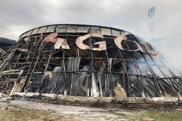 Un entrepôt de l''entreprise Sagos a été détruit par les flammes dans la nuit du 6 au 7 décembre 2022