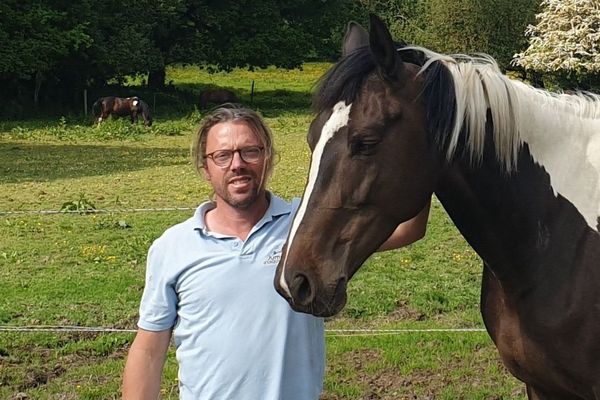 Fabien Brochard, moniteur du centre équestre à Lamballe