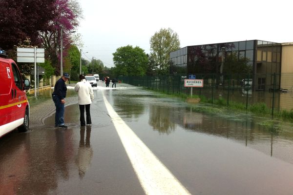 Buchères - route de Verrières (inondations)