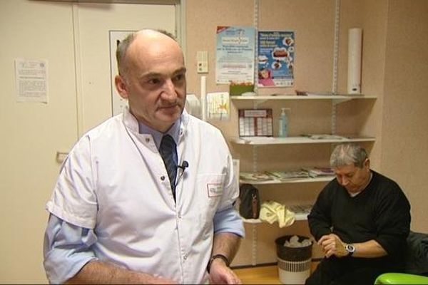 Le professeur Thibault Moreau, chef du service de neurologie au CHU de Dijon