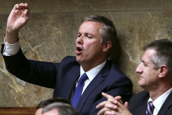 Nicolas Dupont-Aignan, député de l'Essonne, lors d'un séance à l'Assemblée en septembre 2012