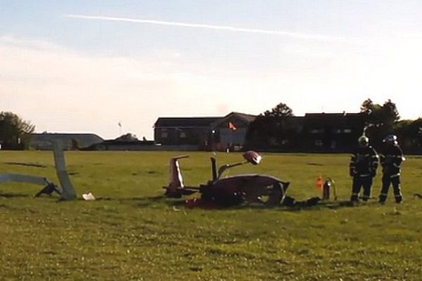 Le parachutistes et l'autogire se sont crashés sur l'aérodrome de Bénifontaine