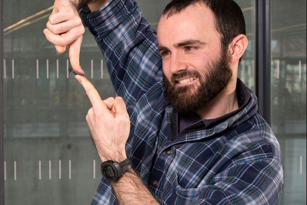 Une possible solution pour stocker l’hydrogène, Adrien Heinzelmeier est en finale de "Ma thèse en 180 secondes"