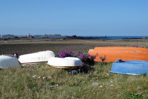 Barques au repos, à Pleubian