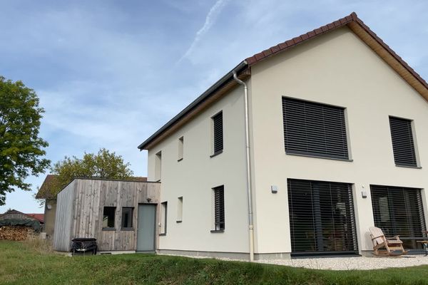 Maison passive construite à Les Fourgs, dans le Doubs, à 1.100 mètres d'altitude.