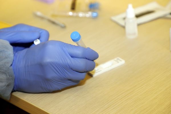 Les bilans épidémiologiques hebdomadaires de Santé publique France montrent une reprise de la circulation du virus du Covid-19 ces deux dernières semaines en Paca.