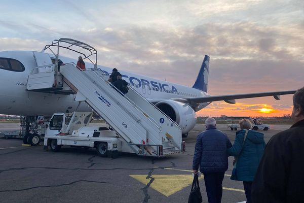 Air Corsica annonce, avec le confinement généralisé, modifier son programme de vol.