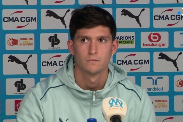 Le défenseur argentin et capitaine de l'OM Leonardo Balerdi lors d'une conférence de presse, vendredi 25 octobre 2024, à deux jours du match contre le PSG.