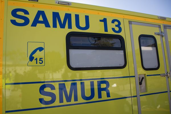 Le conducteur du deux-roues n'a pas pu être réanimé après l'accident qui s'est produit dans les quartiers sud de Marseille, ce jeudi 2 janvier 2025.