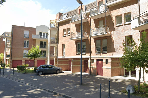 La rue Chanteloup, à Lille, où s'est déroulé le féminicide.