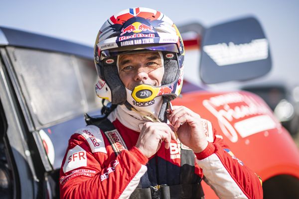 Sébastien Loeb a remporté la Race of Champions 2022, sous la neige en Suède, face à Sebastian Vettel.