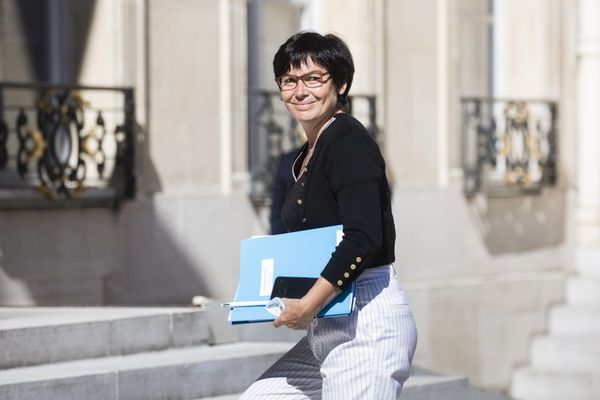 La Ministre de la Mer Annick Girardin se rend ce mardi 28 juillet d'abord sur l'île de Groix, puis à Lorient.