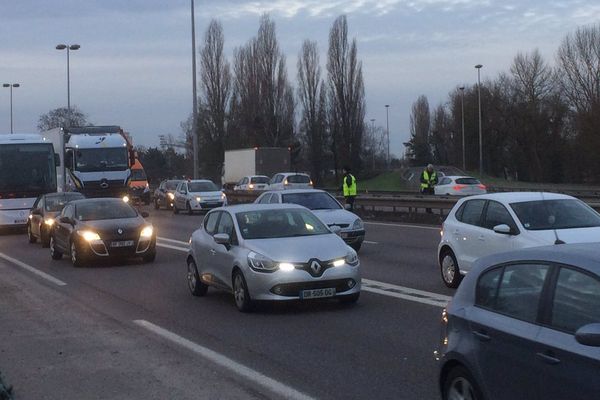 D'importants bouchons dans les deux sens sur l'A31 suite à cet accident à Metz