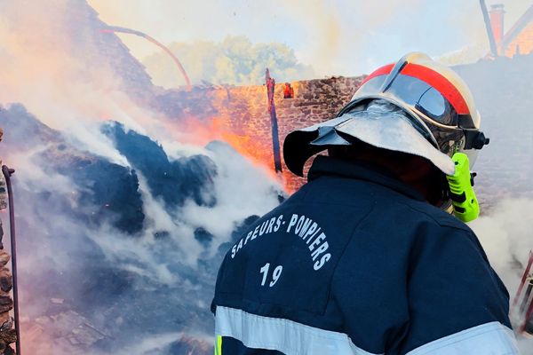 Temps sec, pic de chaleur et vent, les pompiers appellent à la plus grande prudence pour le week-end du 30 juin et du 1er juillet 2018.