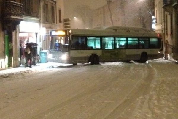 Bus en difficulté à Villers-lès-Nancy (54) mardi 15 janvier 2013