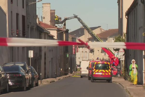 Deux personnes ont admis le caractère volontaire de l'incendie qui a coûté la vie à cinq personnes à Bressuire, le 8 juillet 2022.