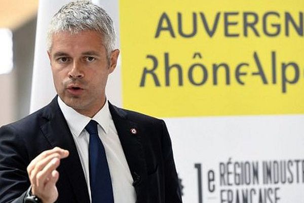 Laurent Wauquiez ne veut pas des migrants de Calais dans sa région, ni ailleurs en France.