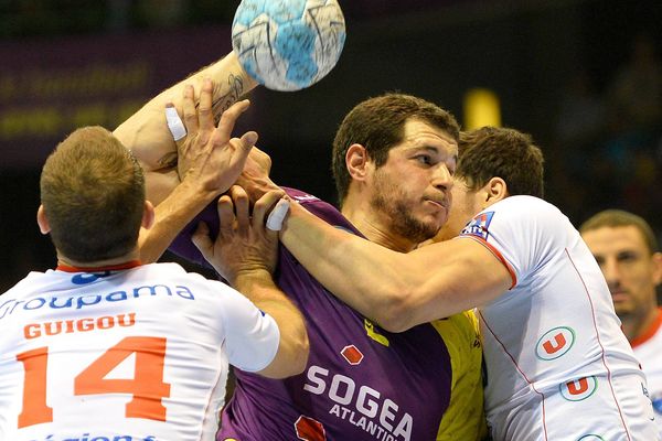 Entrerrios Rodriguez lors du 1/4 de finale aller de la coupe EHF entre le HBCN et le MAHB