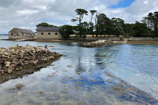 Le passage qui mène à l'île de Berder