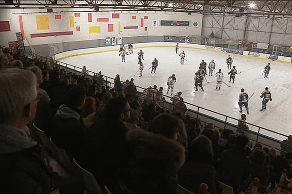 La patinoire des casseaux affichait complet.