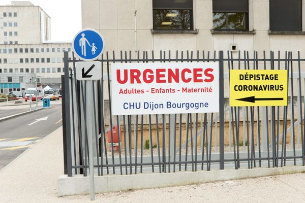 Le personnel médical n'aurait pas nourri la patiente pendant plusieurs jours.