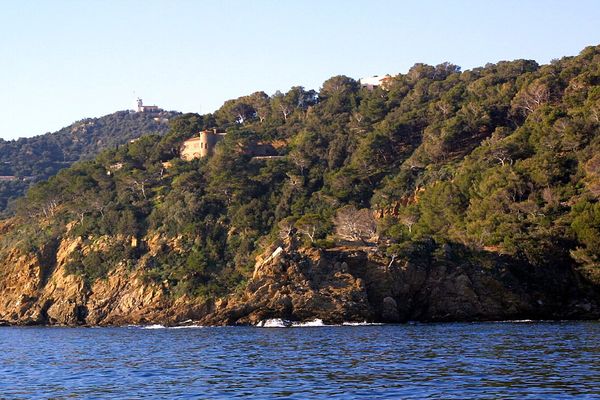 Le Cap Bénat sur la commune de Bormes-les-Mimosas où a eu lieu l'accident.