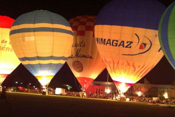 Samedi 22, les pilotes Fiesta réaliseront un « Night Glow » en musique, (son et lumière) à la nuit tombée.