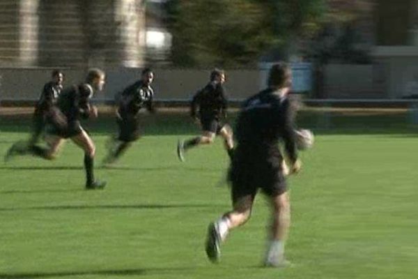 Le CAB à l'entraînement avant le match contre Parme