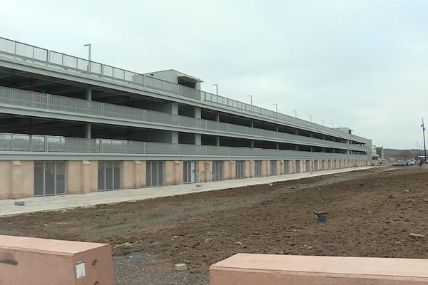 Le nouveau parking du quartier de la gare à Soissons offre plus de 400 places gratuites en journée.