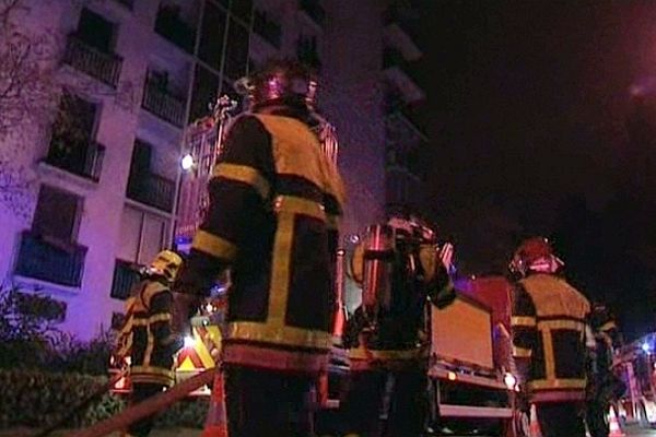 Perpignan - quartier du Moulin à Vent - 2 intoxiqués dans un incendie d'appartement - 4 mars 2013.