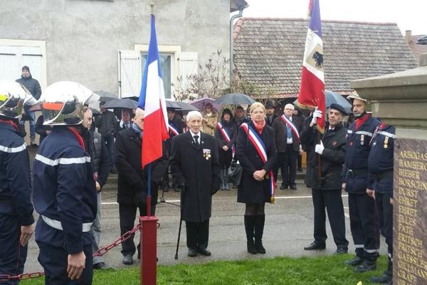 Une précédente cérémonie du 11 novembre à Holtzheim (Bas-Rhin).