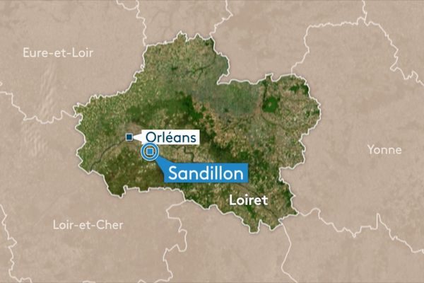 Un véhicule a effectué une sortie de route à Sandillon (Loiret), samedi 16 mars.