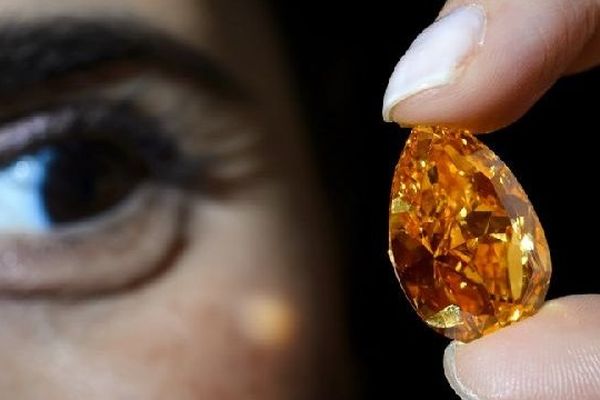 Le fameux diamant orange