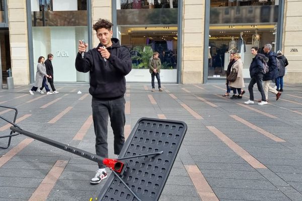 Le Toulousain Tuvok Wassenberg (alias "Tuvok12") est devenu une star du web