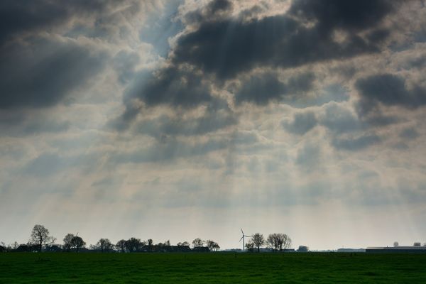 Un ciel gris (image d'illustration).