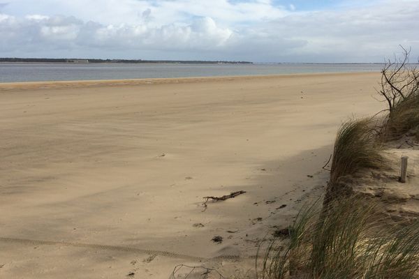 La plage de La Tremblade où a eu lieu la macabre découverte