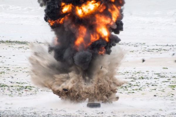 Photo d'une opération de déminage similaire réalisée en septembre 2015 dans la Manche.