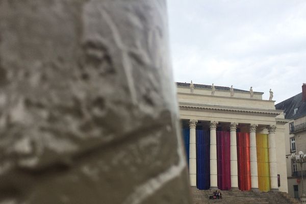 Le Théâtre Graslin habillé pour l'été