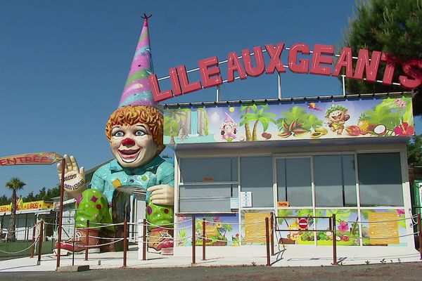 L'Ile aux géants à Jaunay-Marigny