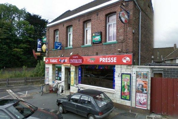 Le bar-tabac PMU, rue de la gare à Montigny-en-Ostrevent