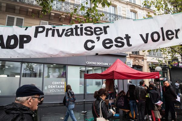 Une manifestation à l'appel des organisations syndicales de salariés contre la reforme des retraites et les suppressions d'emploi, et pour la défense des services publics, le 24 septembre 2019.
