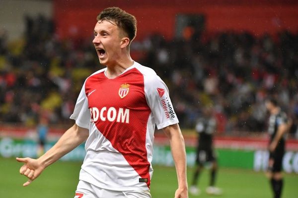 Le joueur de l'AS Monaco, Aleksandr Golovin, après son but contre Amiens, le 18 mai 2019 au Stade Louis II