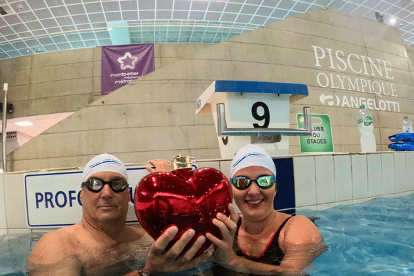 Clémence Gualy, atteinte de Cardiomyopathie,  a réussi  l'exploit  de nager 6 heures lors de La nage du cœur à la piscine olympique de Montpellier. 8 kms parcourus pour prouver les bienfaits de la natation et plus généralement du sport adapté et que l'on peut être atteint d'un handicap ou d'une maladie et faire du sport.