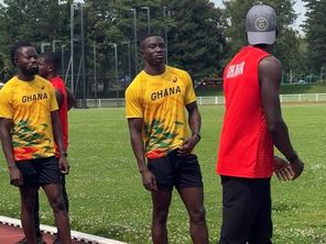 Le relais du 4×100 ghanéen s'entraîne à Hautepierre (Strasbourg) une semaine avant le début des Jeux olympiques.