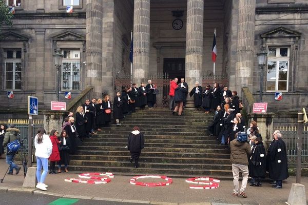 Les avocats du Barreau de Limoges boycottent la rentrée de la cour d'appel