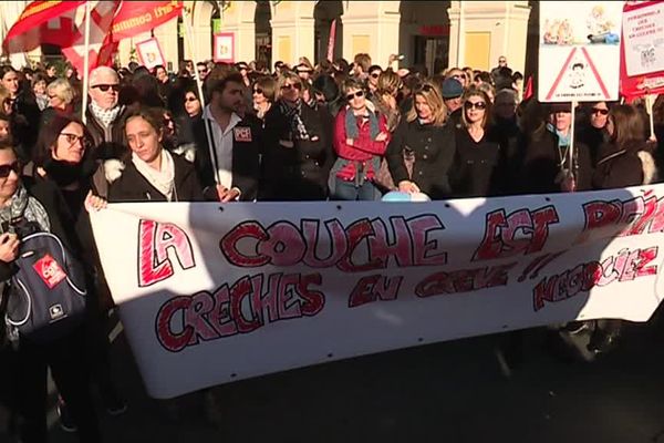 Les manifestants avaient rendez-vous place Garibaldi avant de marcher jusqu'à la place Massena.