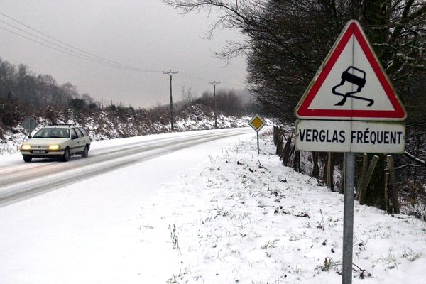 Le département du Cantal est placé en vigilance orange neige-verglas, par Météo France, mardi 29 janvier, dès 16h00. (Photo d'illustration)